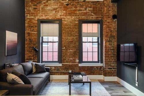 Mins To Downtown Ballpark Arch With Free Parking W & D Zencity At Bordeaux - thumb 1