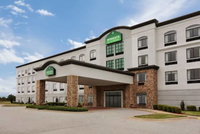 Wingate by Wyndham Bentonville AR