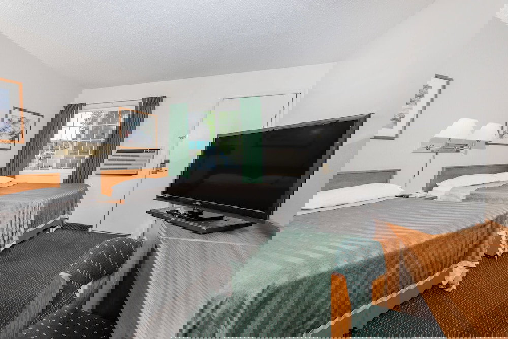 Travelodge By Wyndham Grants Pass - thumb 3