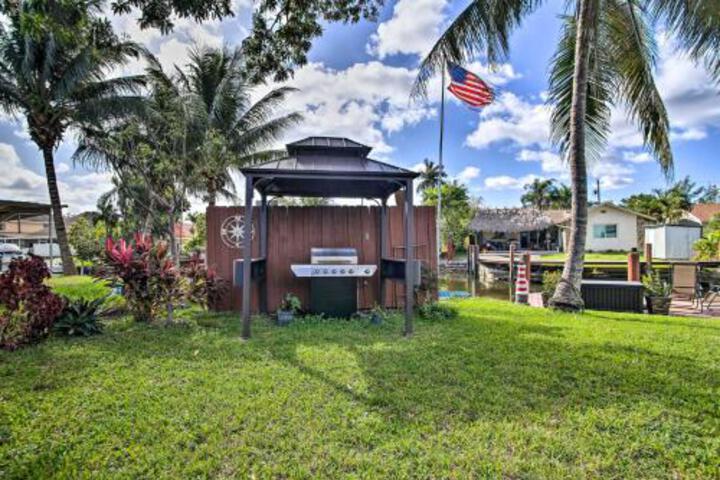 Retreat W / Dock Near Hollywood BCH Boardwalk! - thumb 0