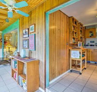 Tropical Garden Studio Minutes to Two Step Beach! - Accommodation Ohio
