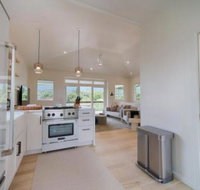 Hanalei Beachfront Cottage home - Accommodation Ohio