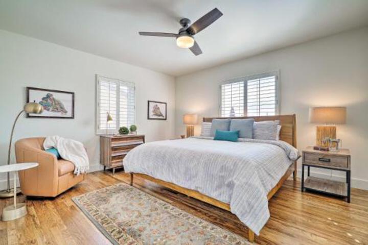 SW Mid Century Modern Home In Rim & UTEP Area! - thumb 0