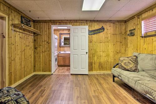 Couples Cabin In Arts & Crafts Community! - thumb 4