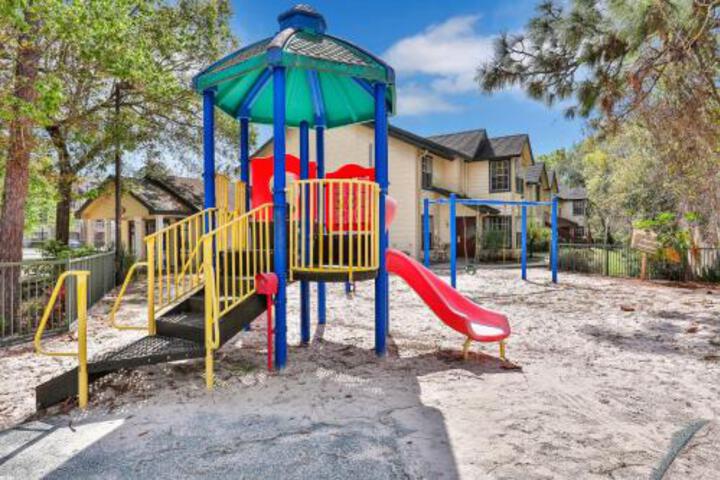 The Lovely Savanna - thumb 2