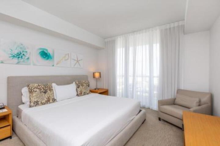 Private Ocean Luxury Condos At Beachwalk Resort Condo - thumb 0