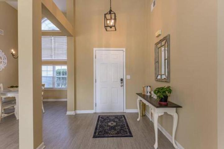 Charming Cartersville Farmhouse Inspired Retreat - thumb 1