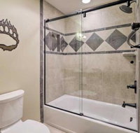 Event Friendly Home with Game Room & Mtn Views! - Accommodation Ohio