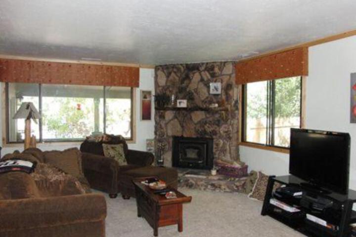 041 Snowcrest Home - thumb 4