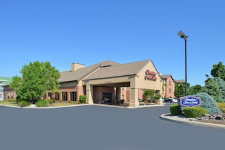 Hampton Inn & Suites Toledo North