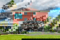 Quality Suites Downtown Convention Center