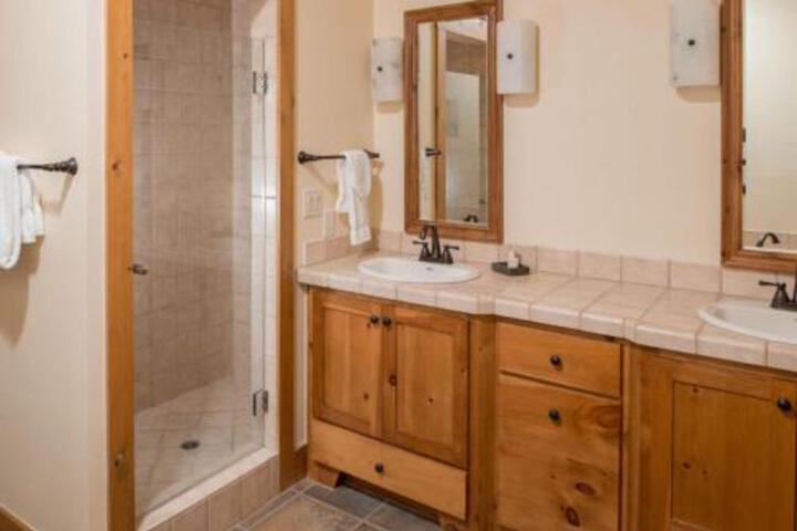 1 Osprey Pointe - thumb 3