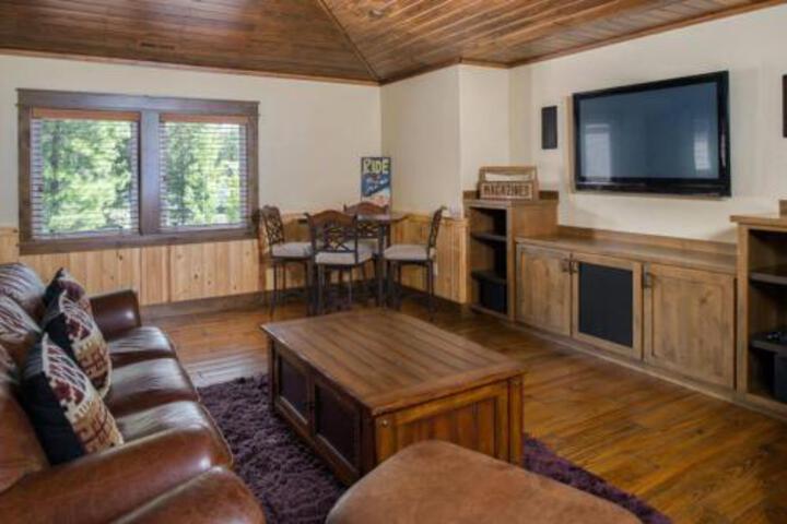 56658 Sunstone Loop - thumb 1