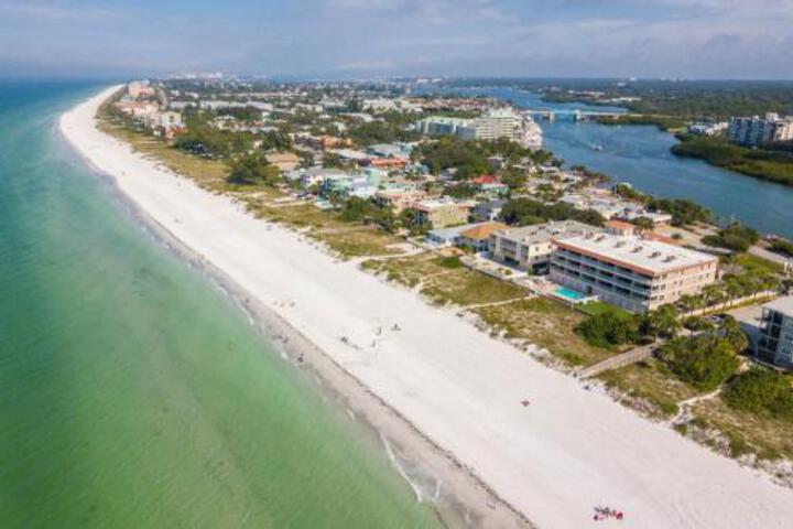 Oceanside Condos - thumb 6