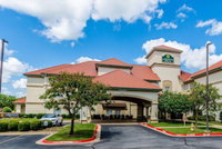 La Quinta Inn  Suites by Wyndham Bentonville