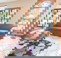 Super 8 by Wyndham Atchison - Accommodation Ohio