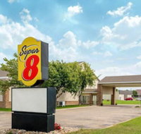 Super 8 by Wyndham Beresford - Accommodation Ohio