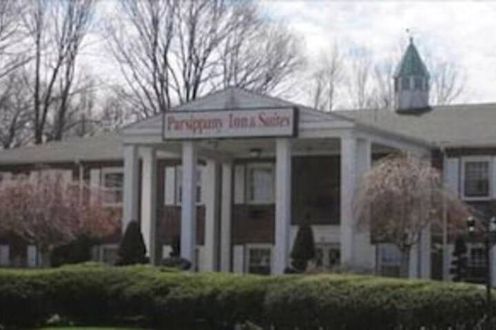 Parsippany Inn And Suites Morris Plains - thumb 2