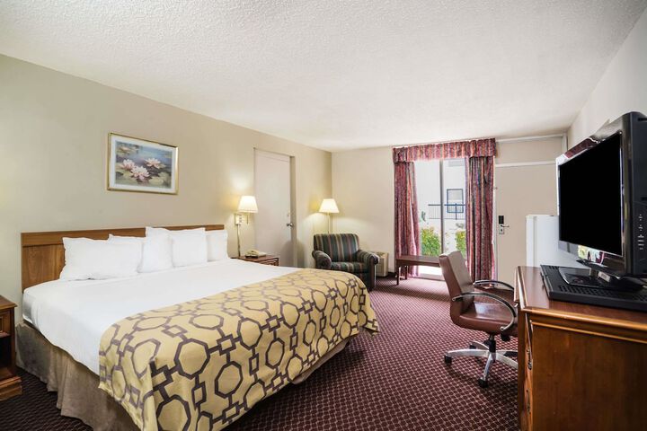 Baymont By Wyndham Johnson City - thumb 6