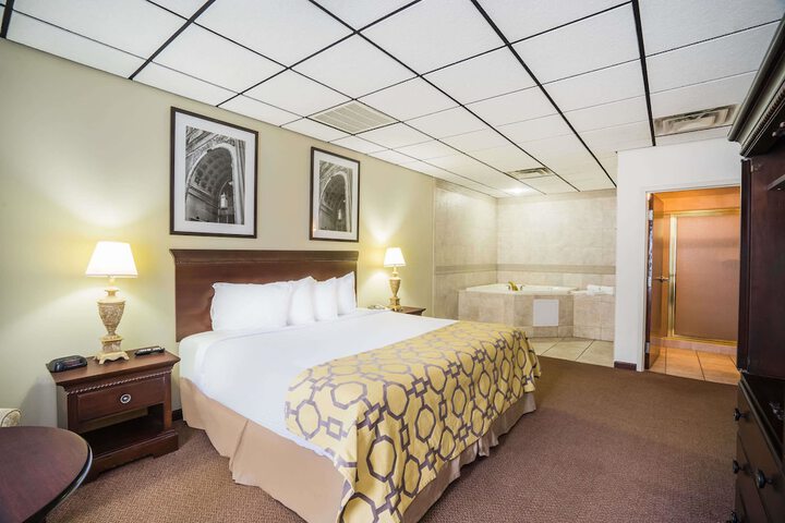 Baymont By Wyndham Johnson City - thumb 3