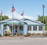 Super 8 by Wyndham Fayetteville - Accommodation Ohio