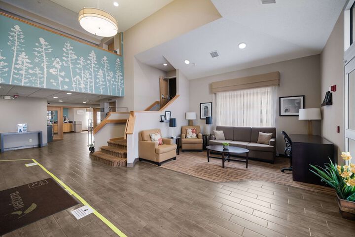 Sleep Inn & Suites Port Clinton - thumb 6