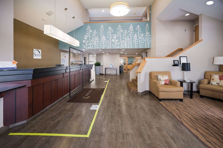 Sleep Inn & Suites Port Clinton - thumb 5