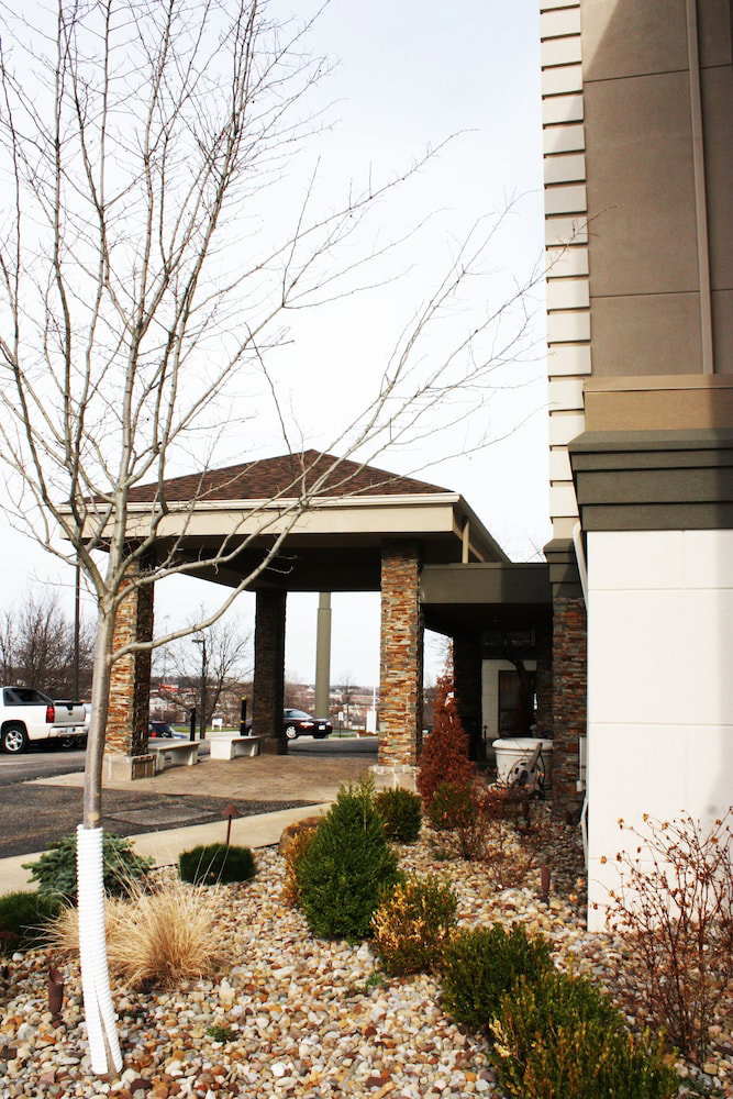 Best Western Plus West Akron Inn & Suites - thumb 0