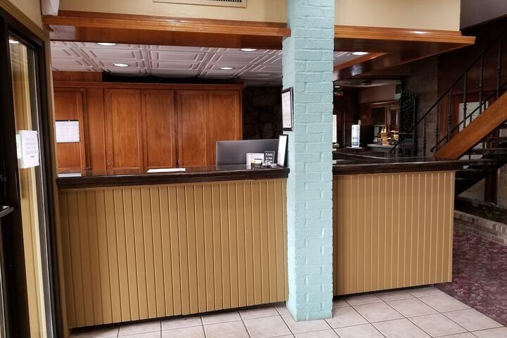 Raintree Inn - thumb 2