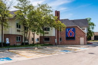 Motel 6 Arlington Heights IL - Chicago North Central