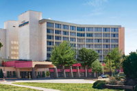Howard Johnson Plaza Kansas City  Conference Center