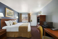 Travelodge by Wyndham Flagstaff Near I-40