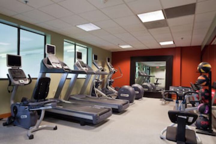 Holiday Inn Express Akron NW - Fairlawn