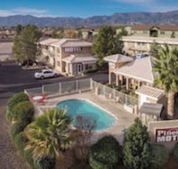 Pines Inn & Suites - Accommodation Ohio