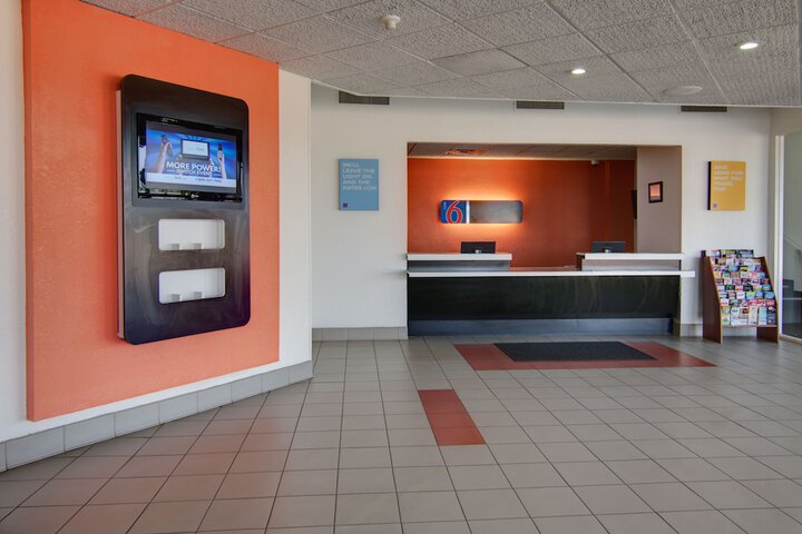 Motel 6 Mount Pleasant, TX - thumb 5