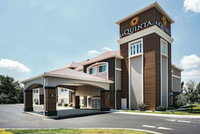 La Quinta Inn  Suites by Wyndham Chambersburg