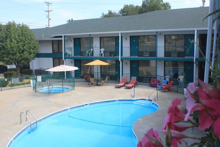 Ozark Valley Inn - thumb 4