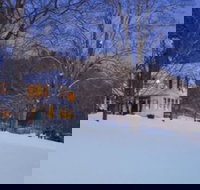 Arlington's West Mountain Inn - Accommodation Ohio