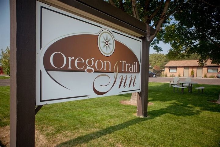 Oregon Trail Inn - thumb 1