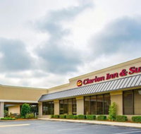 Clarion Inn  Suites Dothan South - Accommodation Ohio