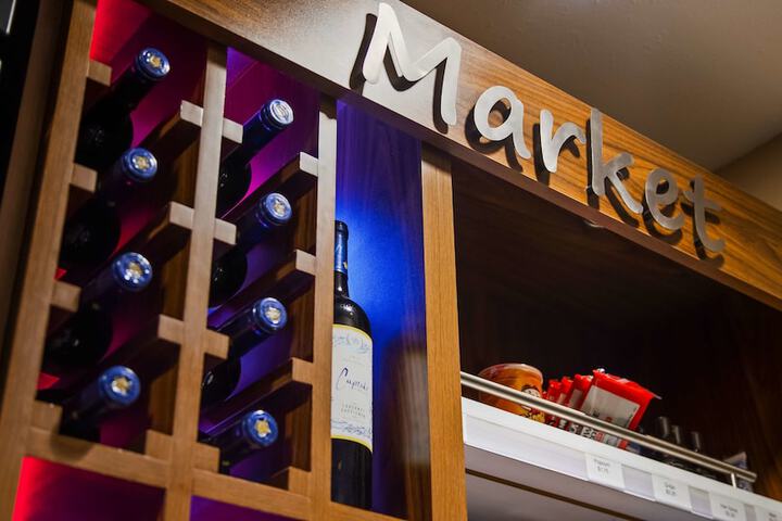 Best Western West Towne Suites - thumb 4