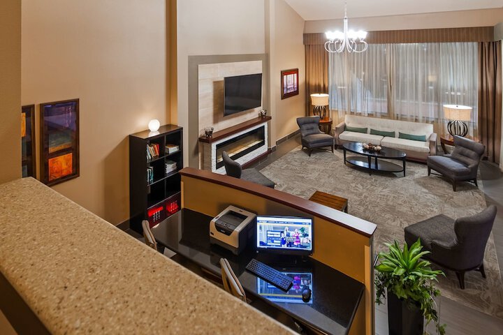 Best Western West Towne Suites - thumb 7