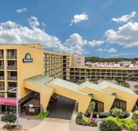 Days Inn by Wyndham Virginia Beach At The Beach - Accommodation Ohio