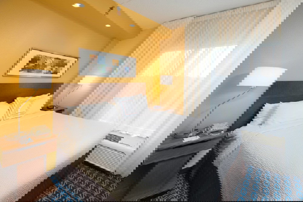 Fairfield Inn & Suites Newark Liberty International Airport - thumb 2