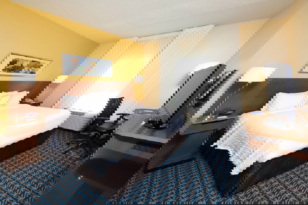 Fairfield Inn & Suites Newark Liberty International Airport - thumb 3