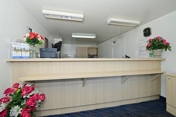 Americas Best Value Inn Battle Creek - thumb 3