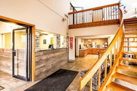 Econo Lodge Watertown