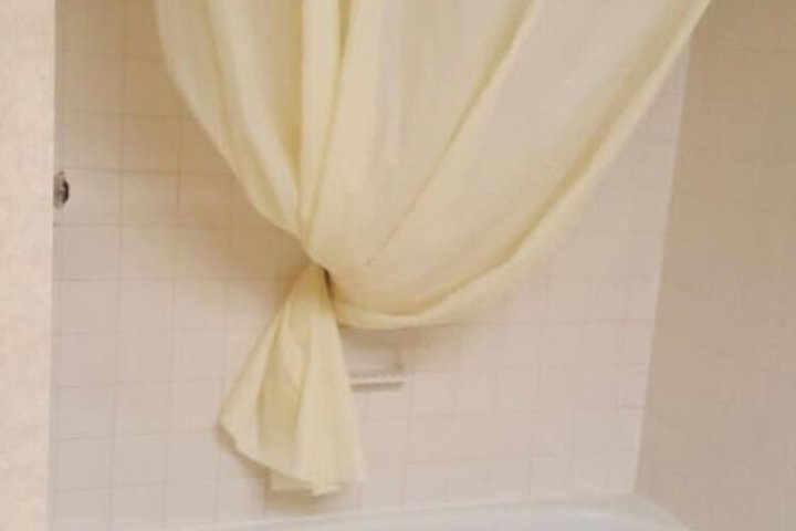 Red Carpet Inn & Suites - thumb 7