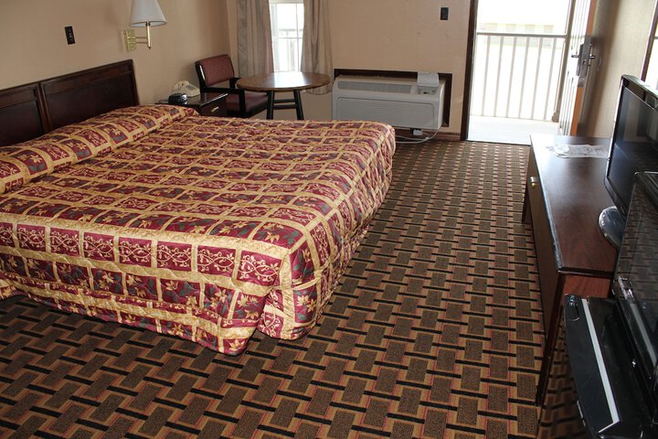 Victorian Inn - thumb 2