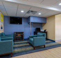 Days Inn by Wyndham Augusta - Accommodation Ohio